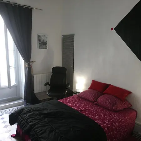 Appt Arenes 90 M2 + Terrasse Ombragee *