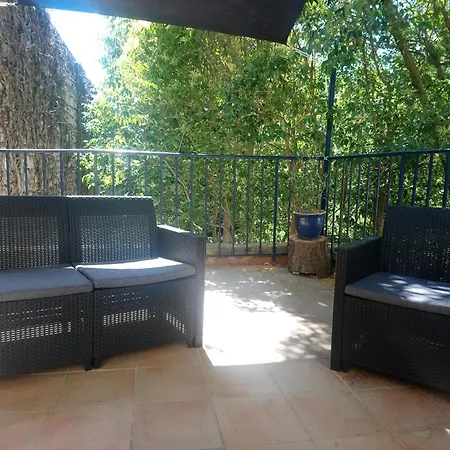 Apartment Appt Arenes 90 M2 + Terrasse Ombragee